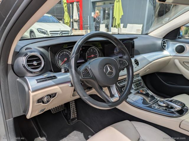 Auto - Mercedes-benz e 220 d s.w. 4matic premium all-terrain