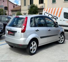 Auto - Ford fiesta 1.2 16v 5p. ghia