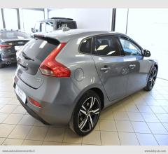 Auto - Volvo v40 d2 1.6 summum