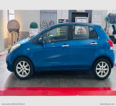 Auto - Toyota yaris 1.4 d-4d 5p. sol