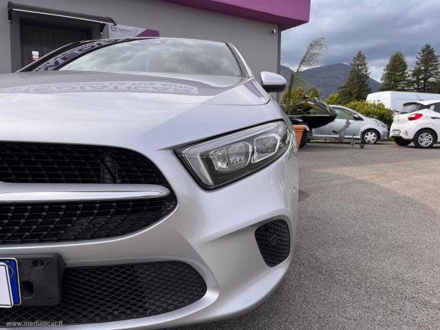 Auto - Mercedes-benz a 180 d automatic sport