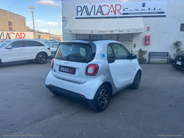 Auto - Smart fortwo eq prime