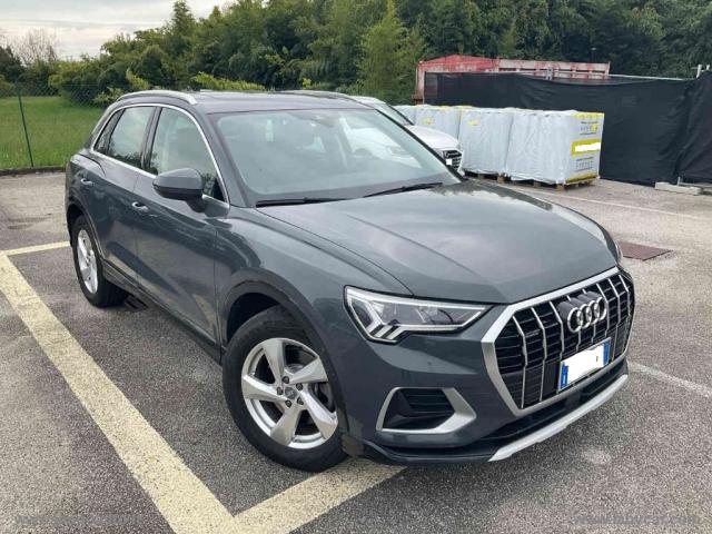 Auto - Audi q3 40 tdi quattro s tr. business adv.