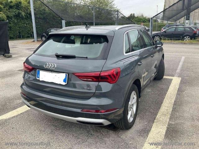 Auto - Audi q3 40 tdi quattro s tr. business adv.