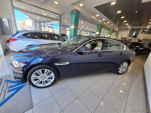 Auto - Jaguar xe 2.0 d 180 cv awd aut. prestige