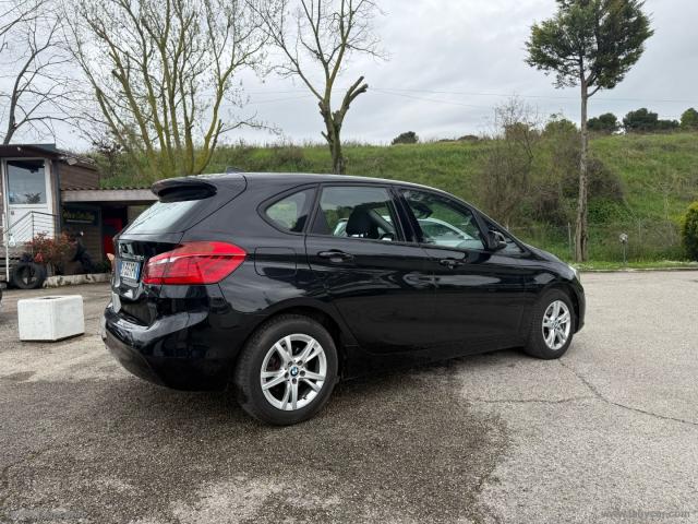 Auto - Bmw 216d active tourer luxury
