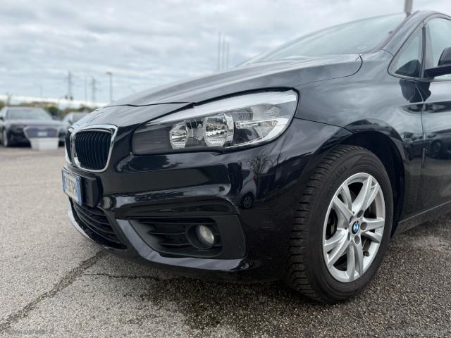 Auto - Bmw 216d active tourer luxury
