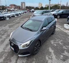 Auto - Hyundai i40 wagon 1.7 crdi 141 cv 7dct style