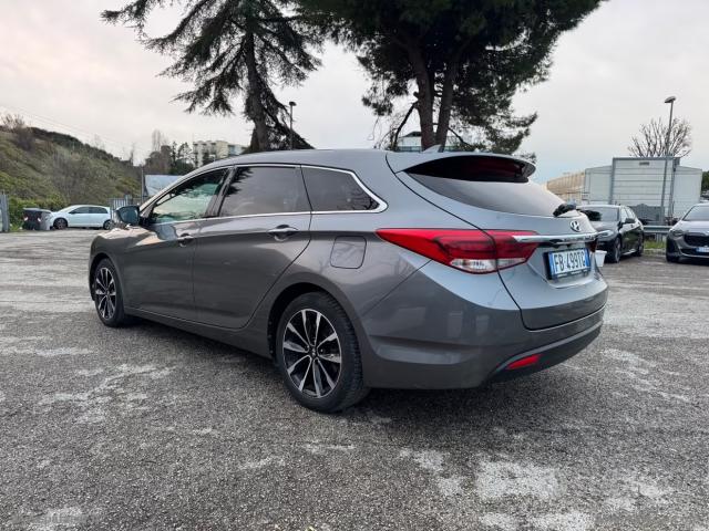 Auto - Hyundai i40 wagon 1.7 crdi 141 cv 7dct style