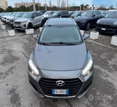 Auto - Hyundai i40 wagon 1.7 crdi 141 cv 7dct style