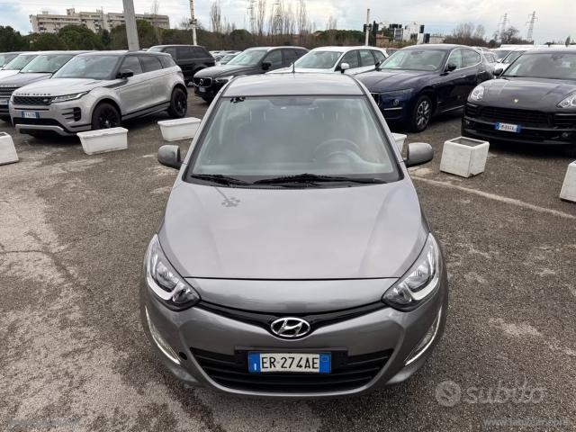 Auto - Hyundai i20 1.2 5p. econext sound edition