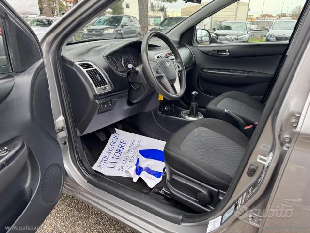 Auto - Hyundai i20 1.2 5p. econext sound edition