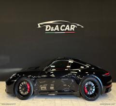 Auto - Porsche 911 carrera 4 gts