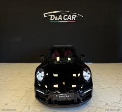 Auto - Porsche 911 carrera 4 gts