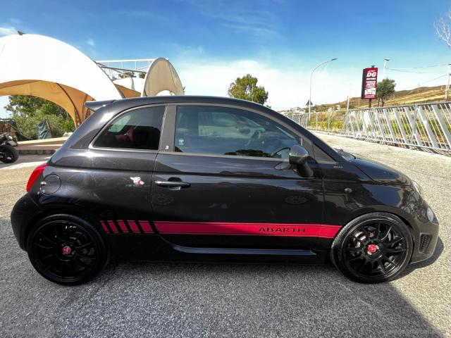 Auto - Abarth 595 1.4 turbo t-jet 165 cv turismo