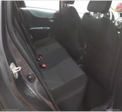 Auto - Toyota yaris 1.4 d-4d 5p. lounge
