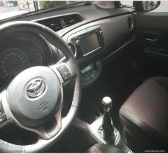 Auto - Toyota yaris 1.4 d-4d 5p. lounge