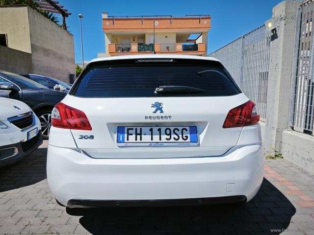 Auto - Peugeot 308 bluehdi 120 s&s allure