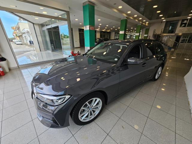 Auto - Bmw 318d touring business advantage aut.