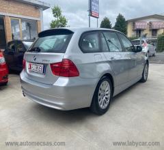 Auto - Bmw 320d touring futura