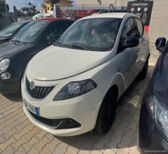 Lancia ypsilon 1.2 69 cv 5p. gpl silver plus