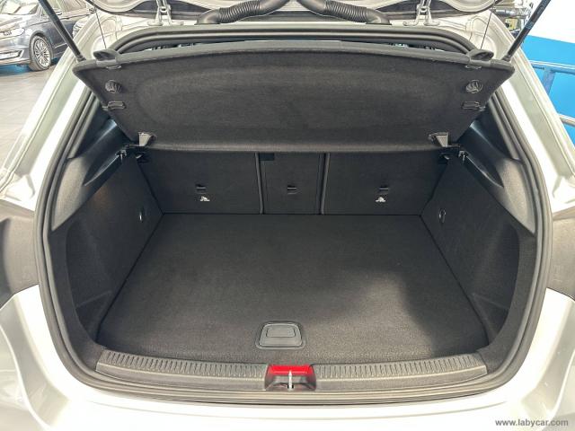 Auto - Mercedes-benz a 250 e automatic eq-power 4p. premium