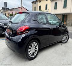 Auto - Peugeot 208 1.2 vti 82 cv 3p. allure