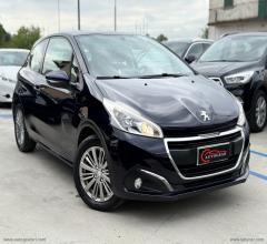 Auto - Peugeot 208 1.2 vti 82 cv 3p. allure