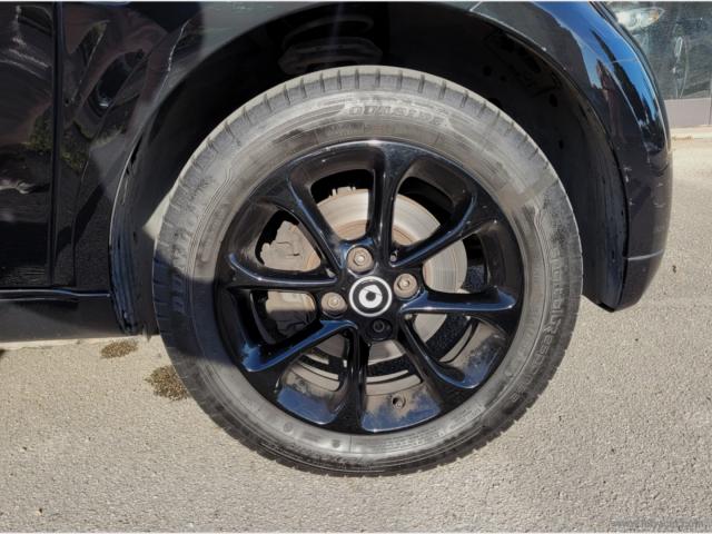 Auto - Smart fortwo 70 1.0 automatica