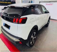 Auto - Peugeot 3008 puretech turbo 130 s&s allure