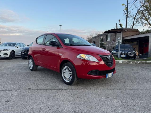 Lancia ypsilon 0.9 t.air 85cv 5p.met.ec.elef.