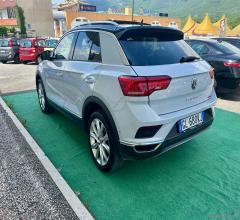 Auto - Volkswagen t-roc 2.0 tdi 150 dsg adv.