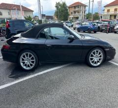 Auto - Porsche 911 carrera cabrio