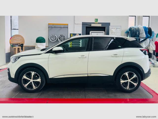 Auto - Peugeot 3008 puretech turbo 130 s&s allure