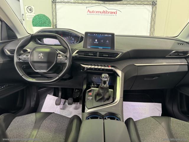 Auto - Peugeot 3008 puretech turbo 130 s&s allure