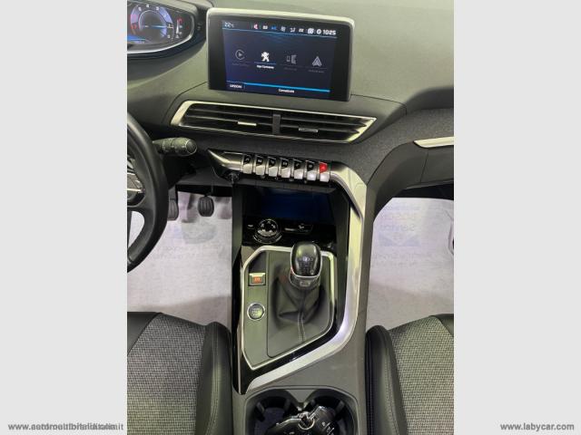 Auto - Peugeot 3008 puretech turbo 130 s&s allure