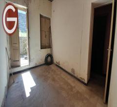 Appartamenti in Vendita - Appartamento in vendita a cittanova centro storico