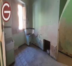 Appartamenti in Vendita - Appartamento in vendita a cittanova centro storico