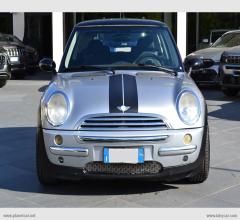 Auto - Mini mini one d de luxe