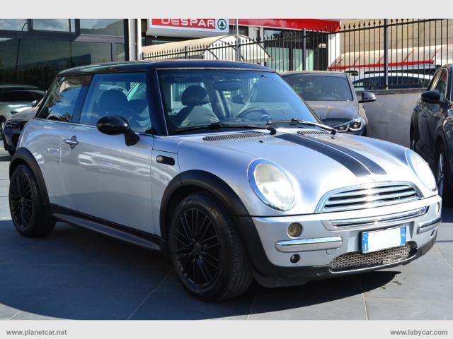 Auto - Mini mini one d de luxe