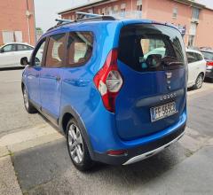 Auto - Dacia lodgy stepway 1.2 tce 115 cv s&s 7 posti