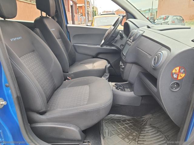 Auto - Dacia lodgy stepway 1.2 tce 115 cv s&s 7 posti