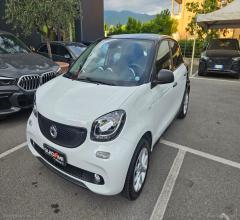 Auto - Smart forfour 70 1.0 twinamic youngster