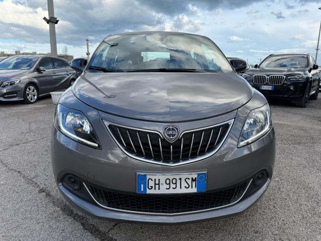 Auto - Lancia ypsilon 1.0 firefly 5p.s&s hyb. eco a.f.