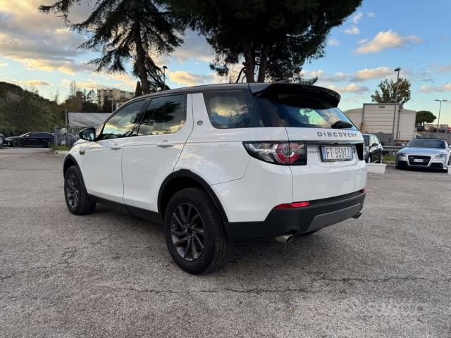 Auto - Land rover discovery sport 2.0d i4-l.flw r-dyn. hse