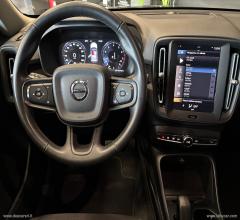 Auto - Volvo xc40 t2 momentum core