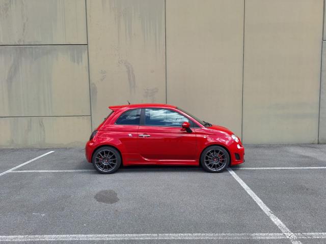 Auto - Abarth 500 1.4 turbo t-jet esseesse esse esse