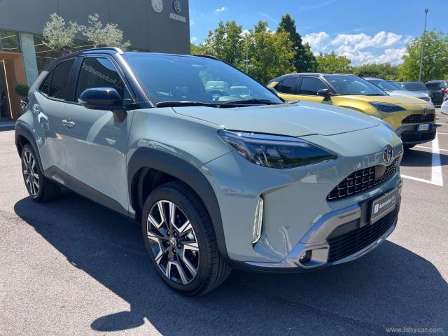 Auto - Toyota yaris cross 1.5 hybrid 5p.e-cvt premiere