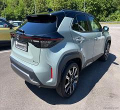 Auto - Toyota yaris cross 1.5 hybrid 5p.e-cvt premiere