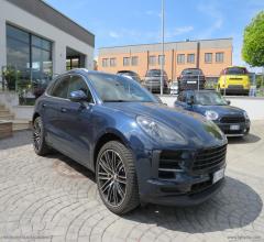 Auto - Porsche macan 2.0